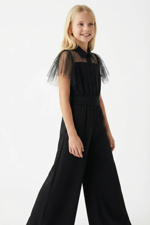 dívčí overal, elegantní overal pro dívky, dívčí jumpsuit ZOYA, elegantní dívčí overal blair černý s tylovými rukávy, hlavní pohled